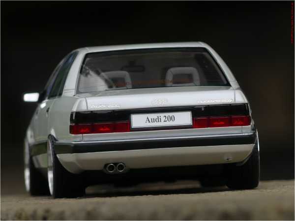 1:18 Audi 200 Quattro 20V bj.1989 Withe inkl. OVP
